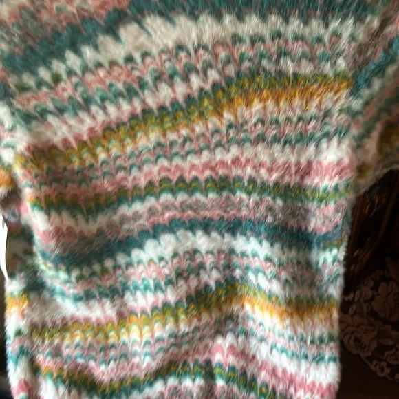 Anthropologie soft fuzzy  eyelash warm pastel print short sleeve top - Picture 4 of 6